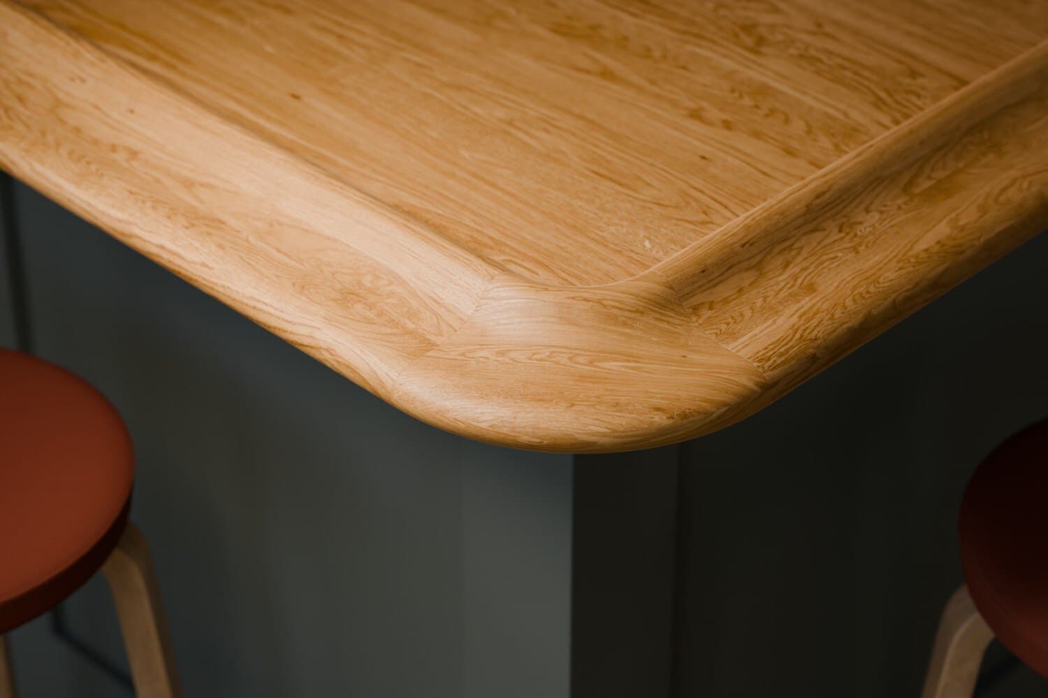 Choosing and Installing Wooden Bar Rail Molding: A Complete Guide